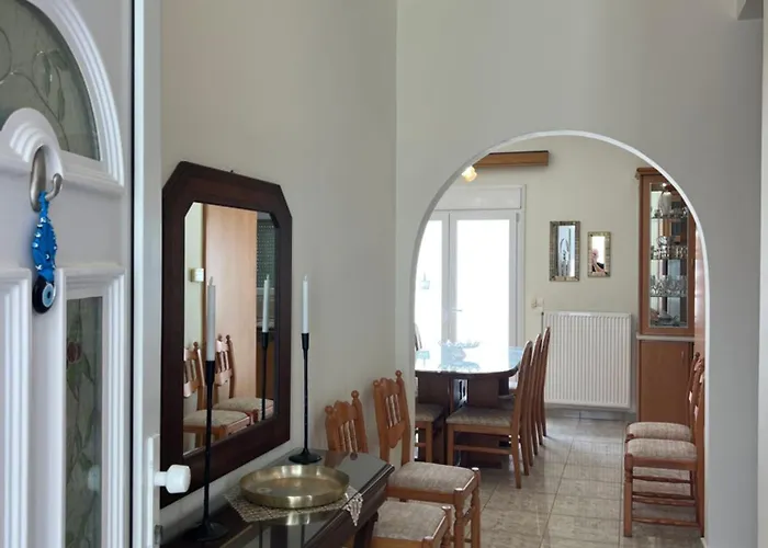Cozy Kolonaki Retreat Apartman Kremasztí