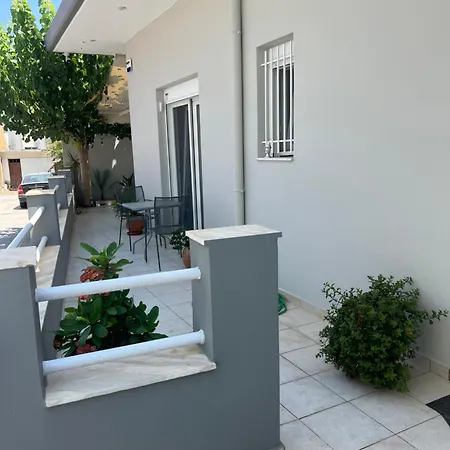 Cozy Kolonaki Retreat * Kremasti (Rhodes)
