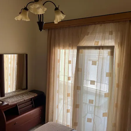 Cozy Kolonaki Retreat