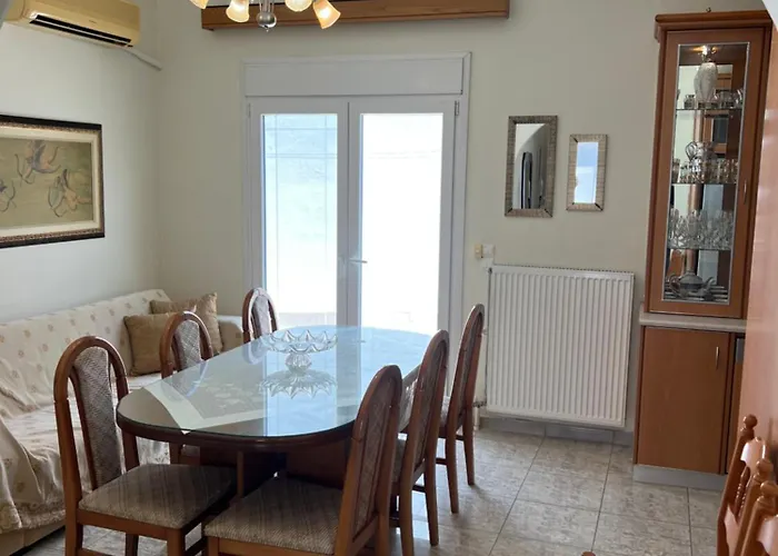 Cozy Kolonaki Retreat * Κρεμαστή