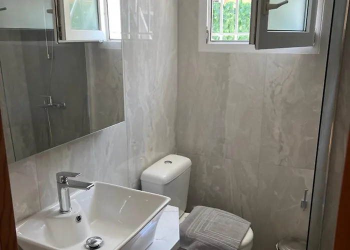 Cozy Kolonaki Retreat クレマスティ