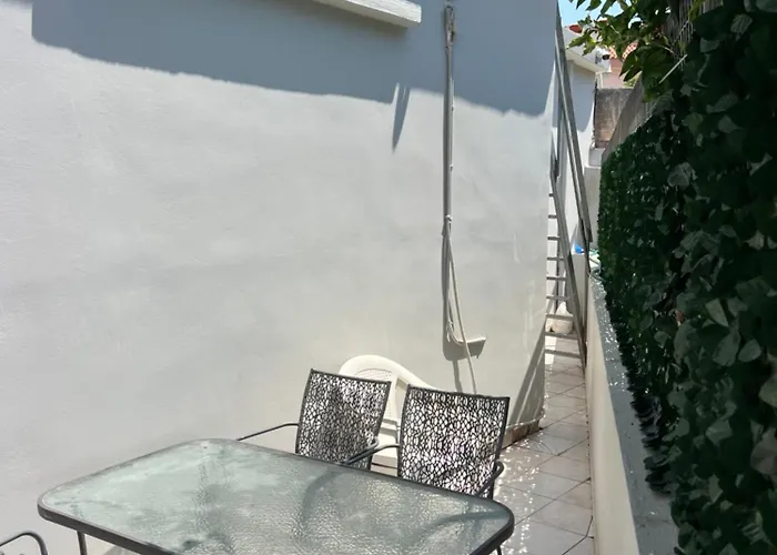 Cozy Kolonaki Retreat *