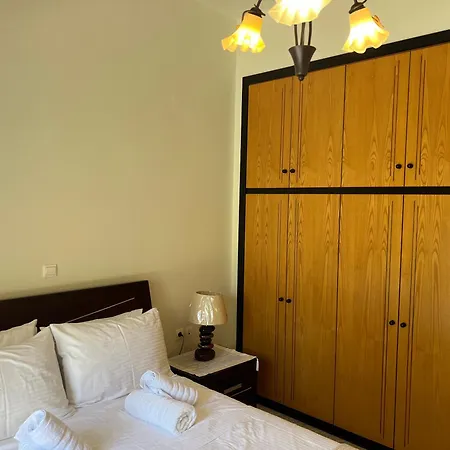 Cozy Kolonaki Retreat *