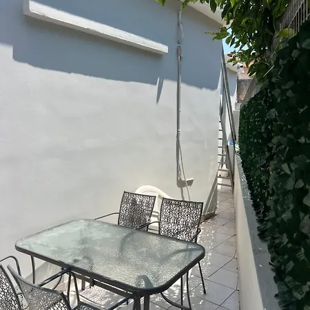 Cozy Kolonaki Retreat *