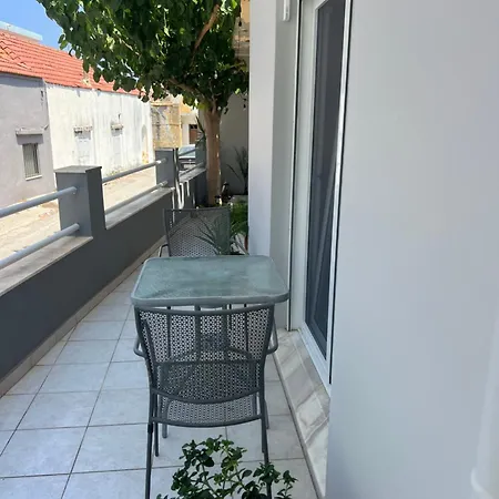 Cozy Kolonaki Retreat